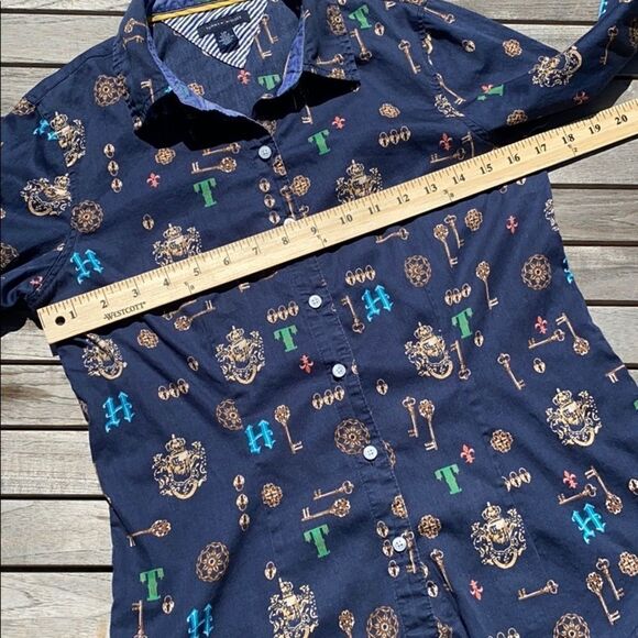 Tommy Hilfiger Women’s Navy Key Print Collared Button Down Shirt Blouse Small - Picture 7 of 9